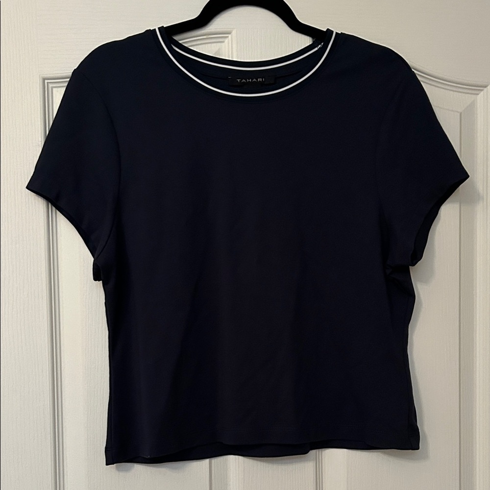 Tahari Women's Navy Short Sleeve Tee size XL